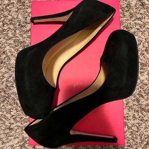 Kate Spade “Lori” suede pump